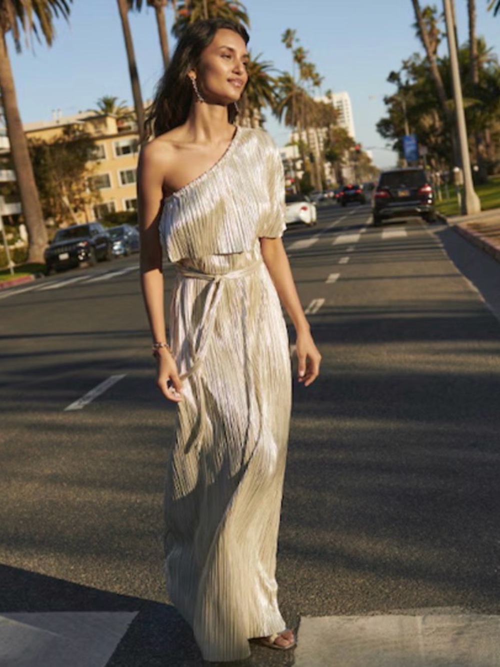 Express x Rachel Zoe Metallic One-Shoulder Pleated Maxi Dress - Metallic Gold